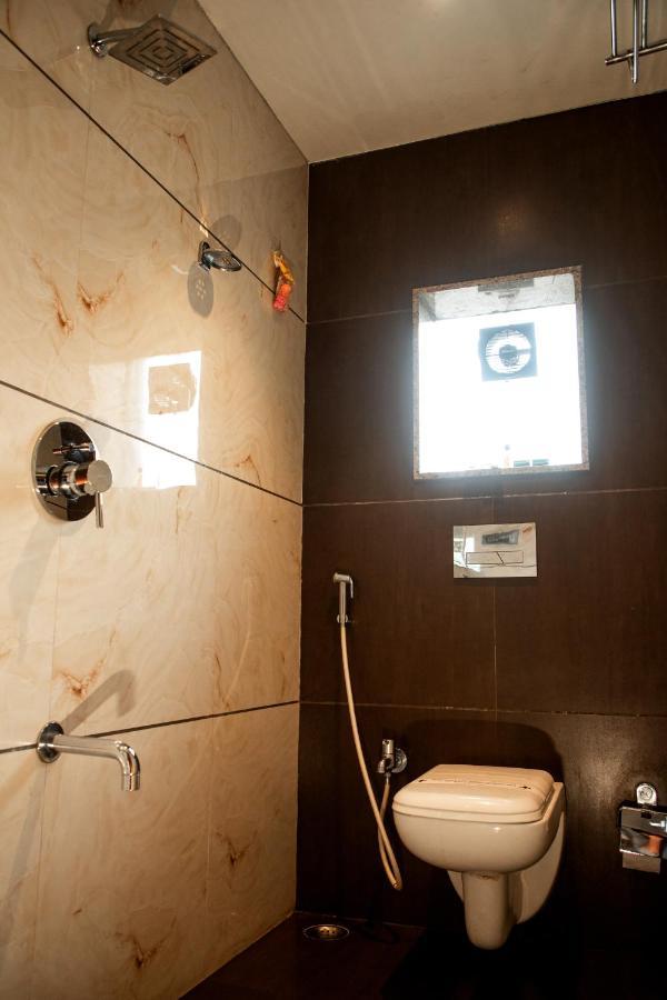 Hotel Monarch Express Near Karnala Sports Academy Panvel,Navi Mumbai Exterior photo